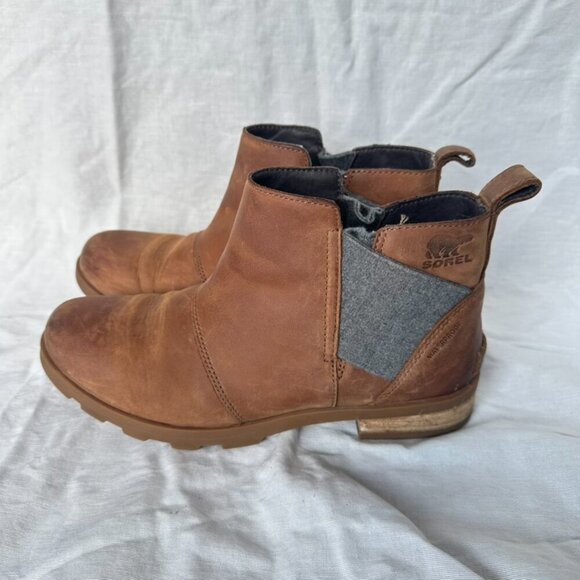 Sorel Emelie Chelsea Leather Boot Brown Leather Velvet Casual Winter Essential - Picture 4 of 8